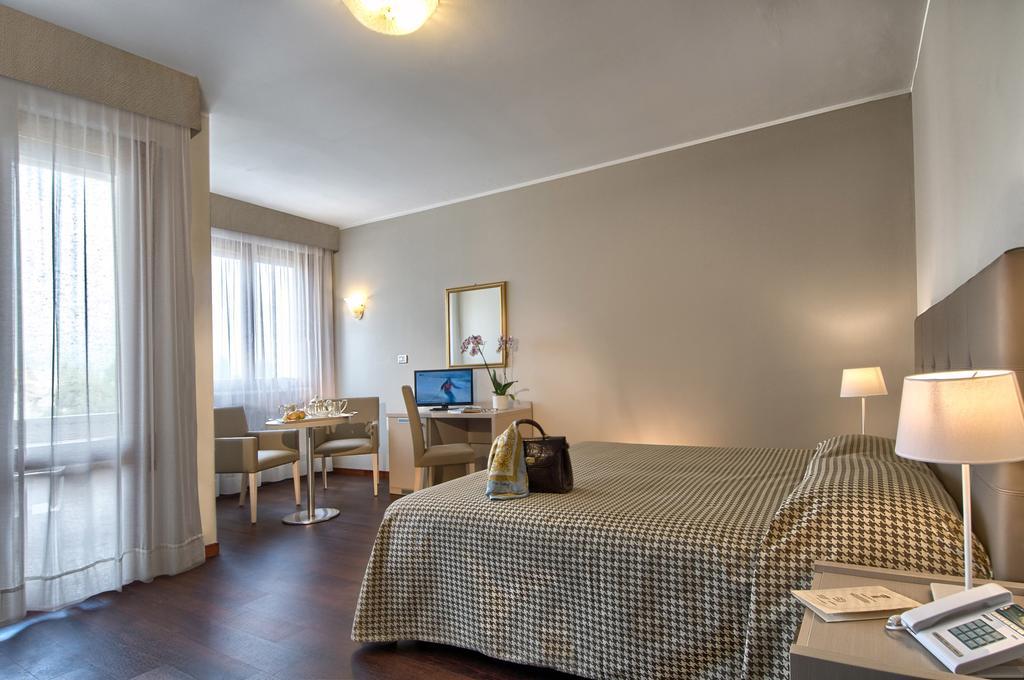 Hotel Terme Principe Abano Terme Bagian luar foto